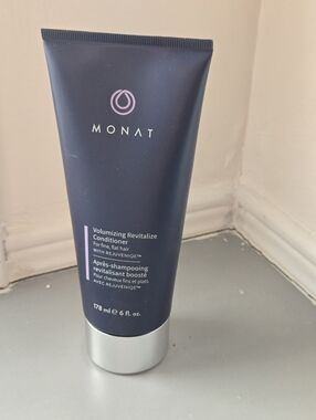 MONAT Volume Revive Conditioner – NEW SEALED – Full Size Volumizing Conditioner